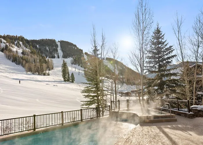 The Ritz-Carlton Club, Two-Bedroom Residence Float 2, Ski-In & Ski-Out Resort In Aspen Highlands